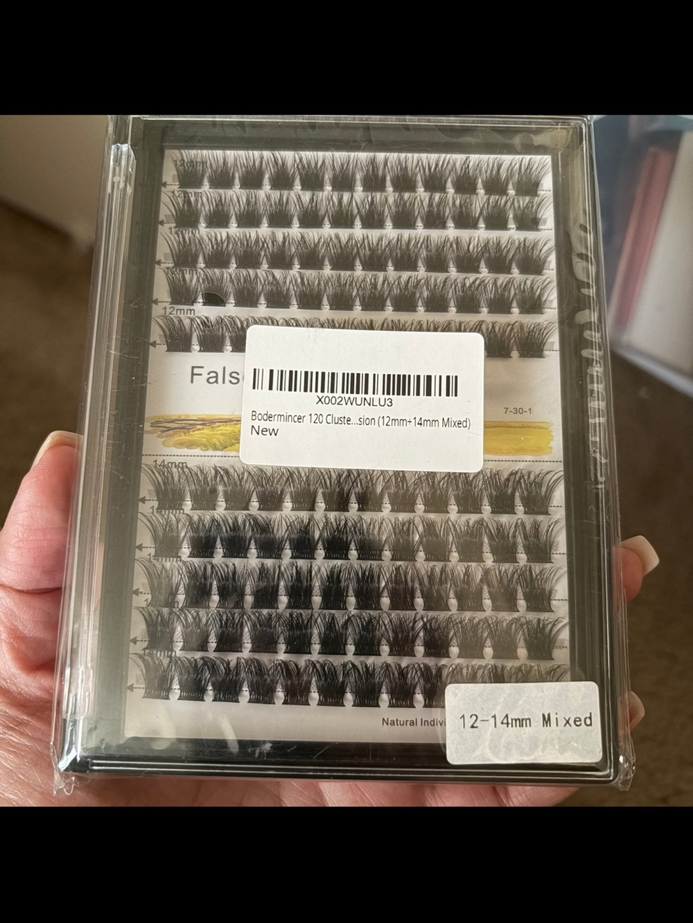 🖤NWT*Cluster Lashes -Black (12-14mm Mixed)